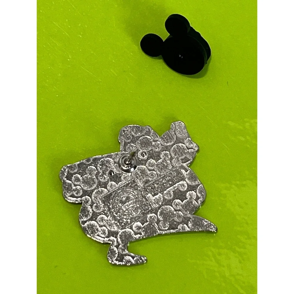 Disney Pin Trading Ursula with Flotsam and Jetsam The Little Mermaid Villain EUC